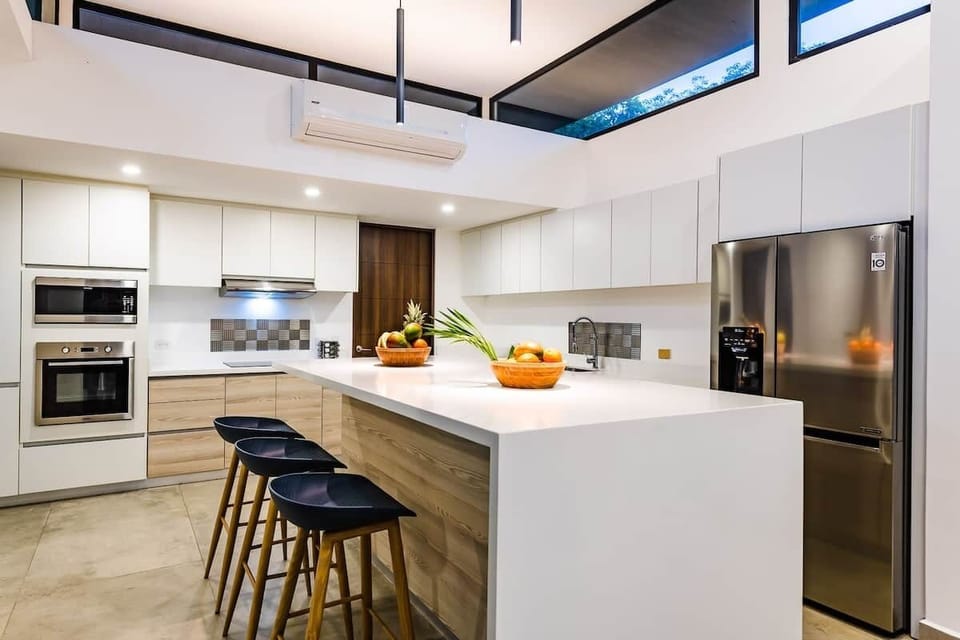 Big meals, snacks - this kitchen has it all!