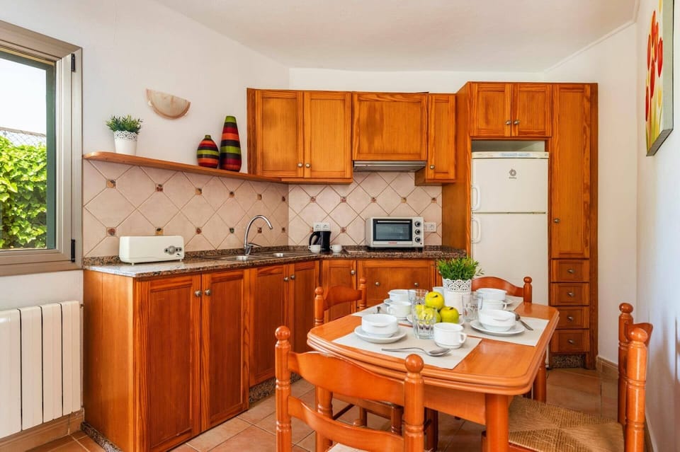 Villa Caballero image