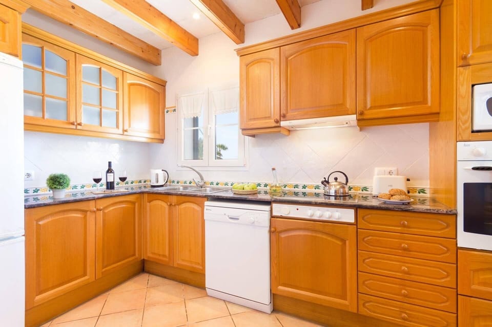 Villa Girasol image