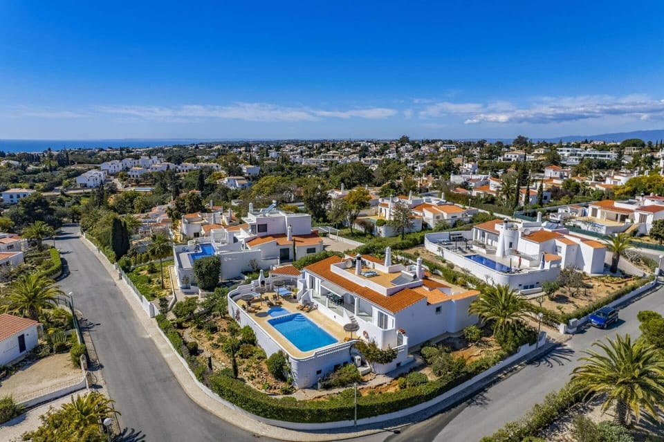 Villa Farol image