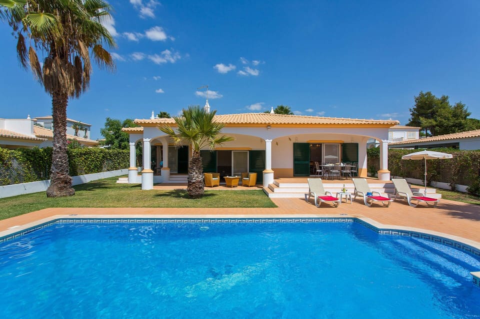 Villa Celia image