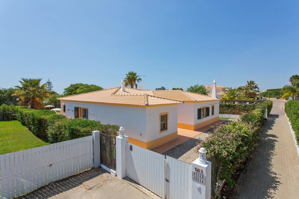 Villa Celia image