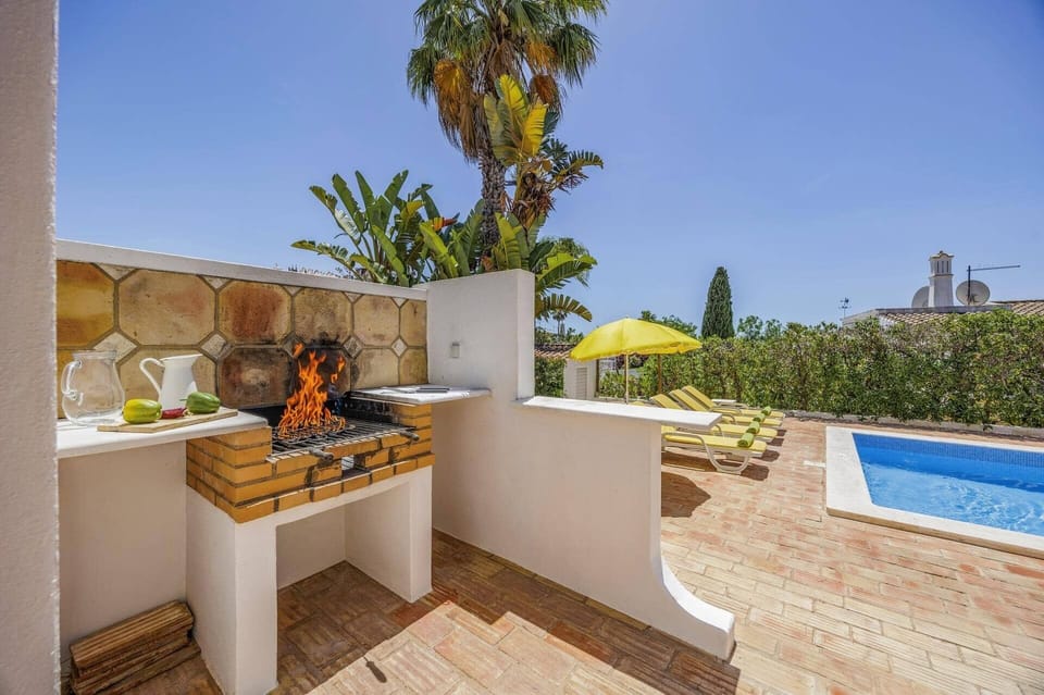 Villa Flor image