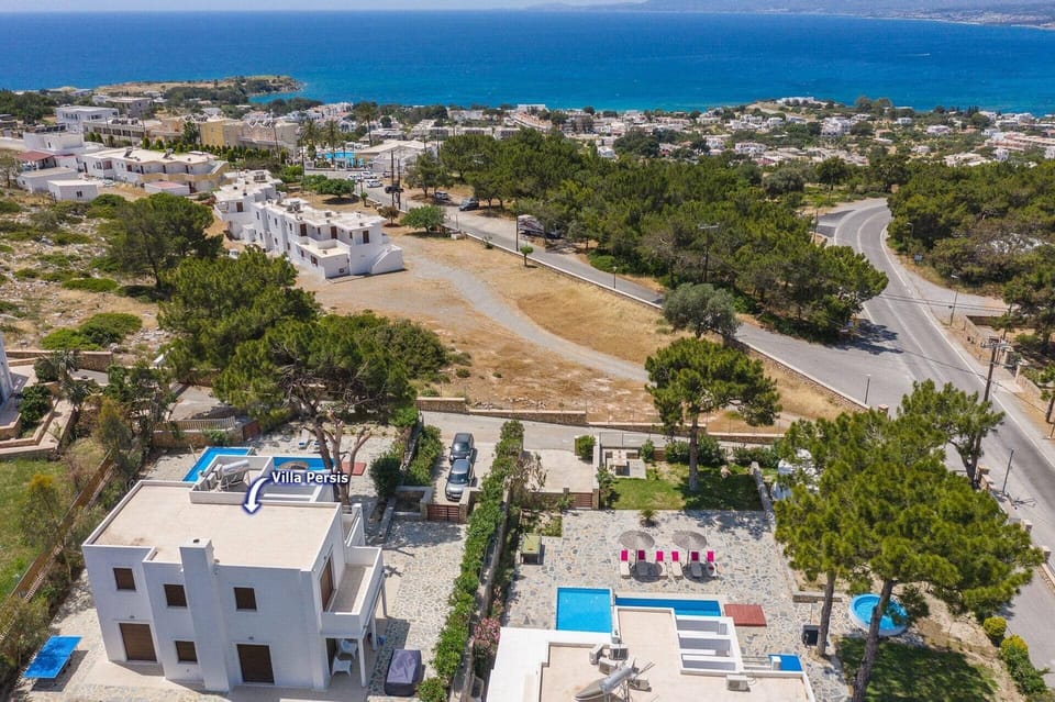 Villa Persis image