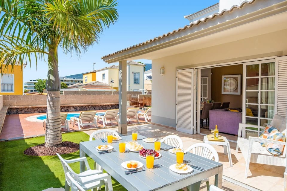 Villa Atenas image