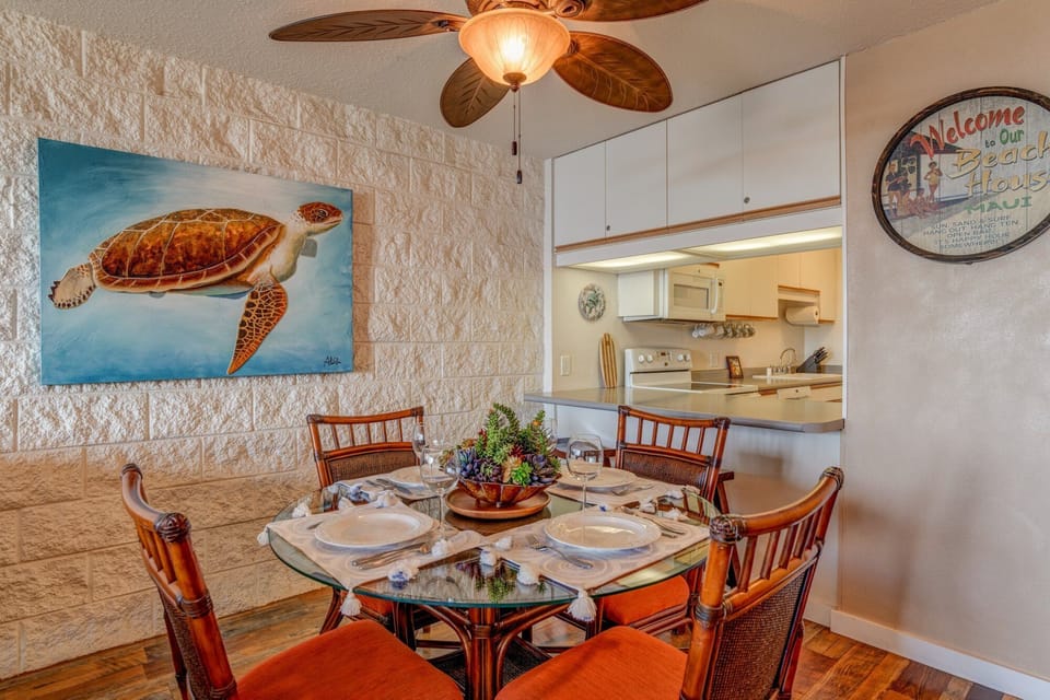 Indoor dining for 4