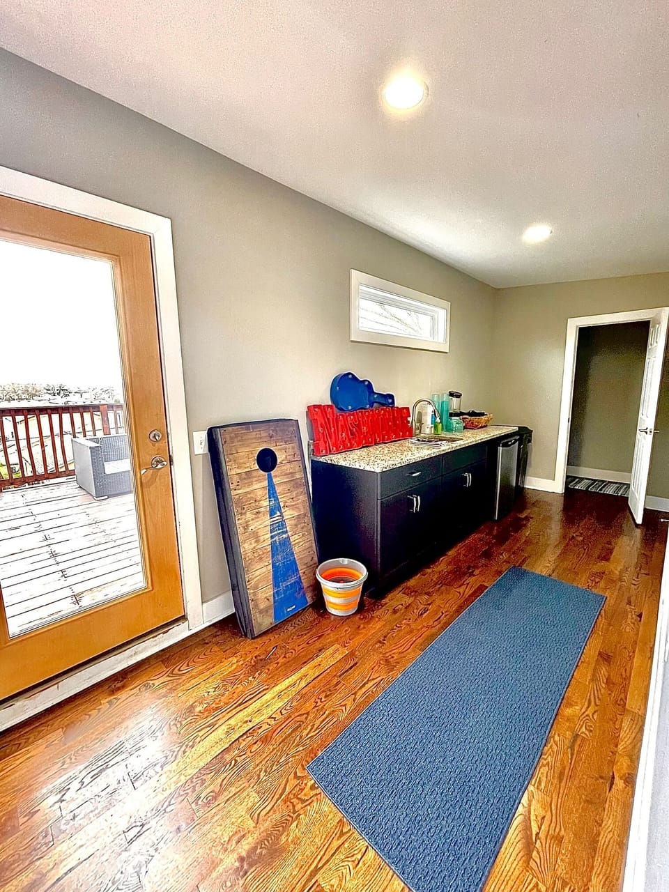 Top Floor Bar for Your Fun on the Rooftop Deck