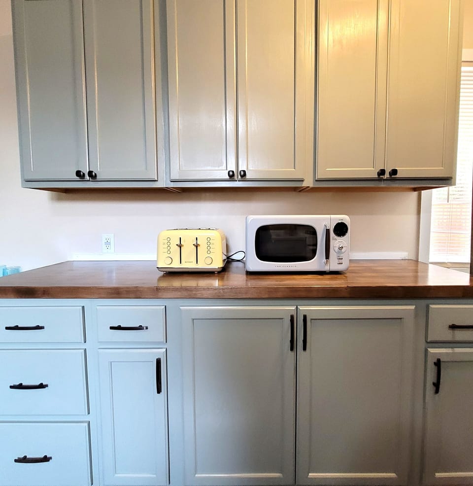 Stylish vintage appliances for a delightful experience