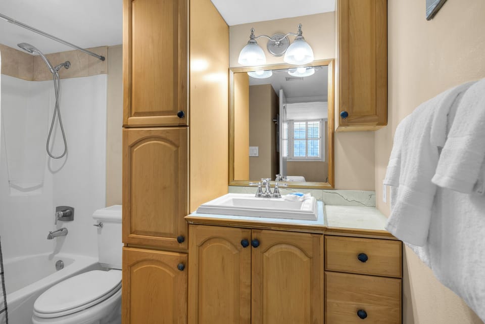Ensuite bathroom