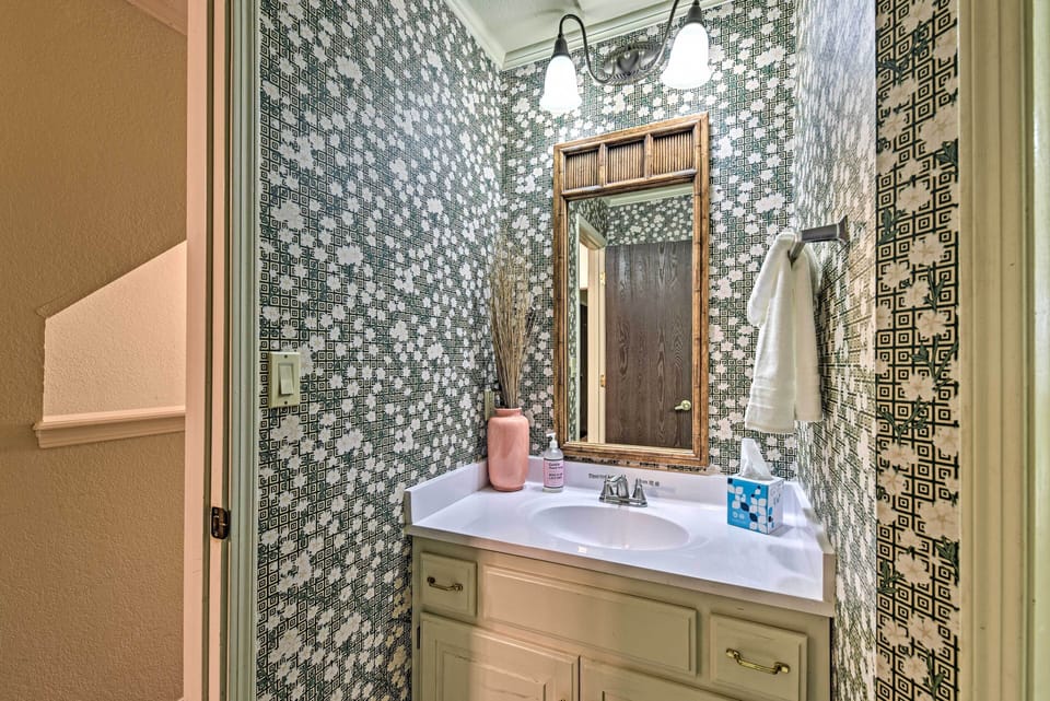 Sink | 2nd Floor