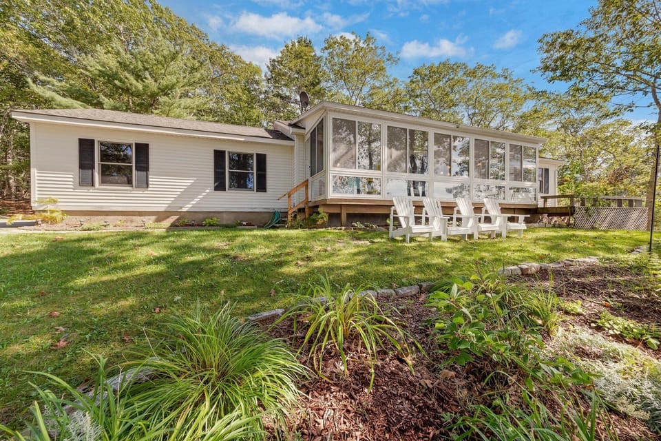 Front of the home that overlooks the water