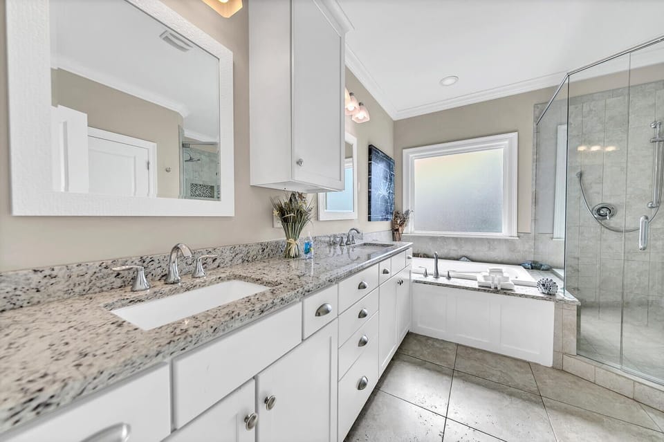 3rd Floor Master Bathroom - double vanity, soaking tub and stand alone shower