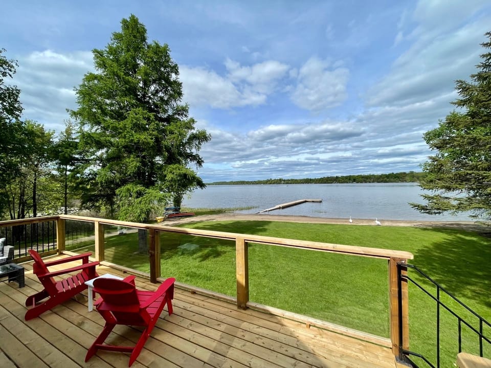 Lakeside Deck - Great for socializing, BBQ'ing and morning sunsets!