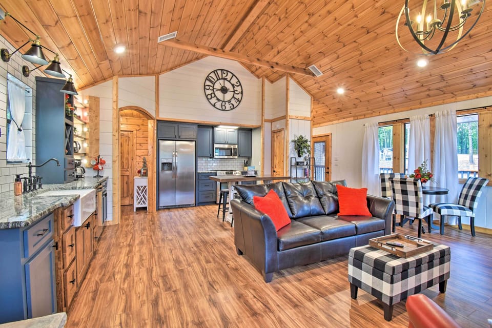 Living Room | Smart TV