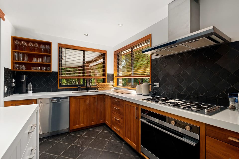 Kitchen (1)