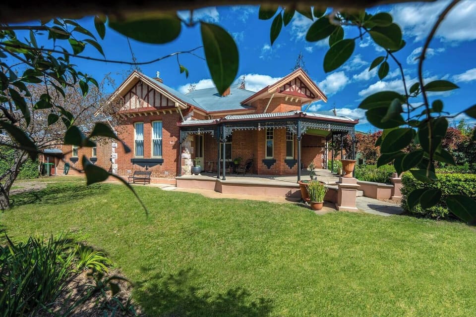 Old-world heritage meets contemporary convenience at Lauralla with a large verandah and grassy backyard ready for you to enjoy.