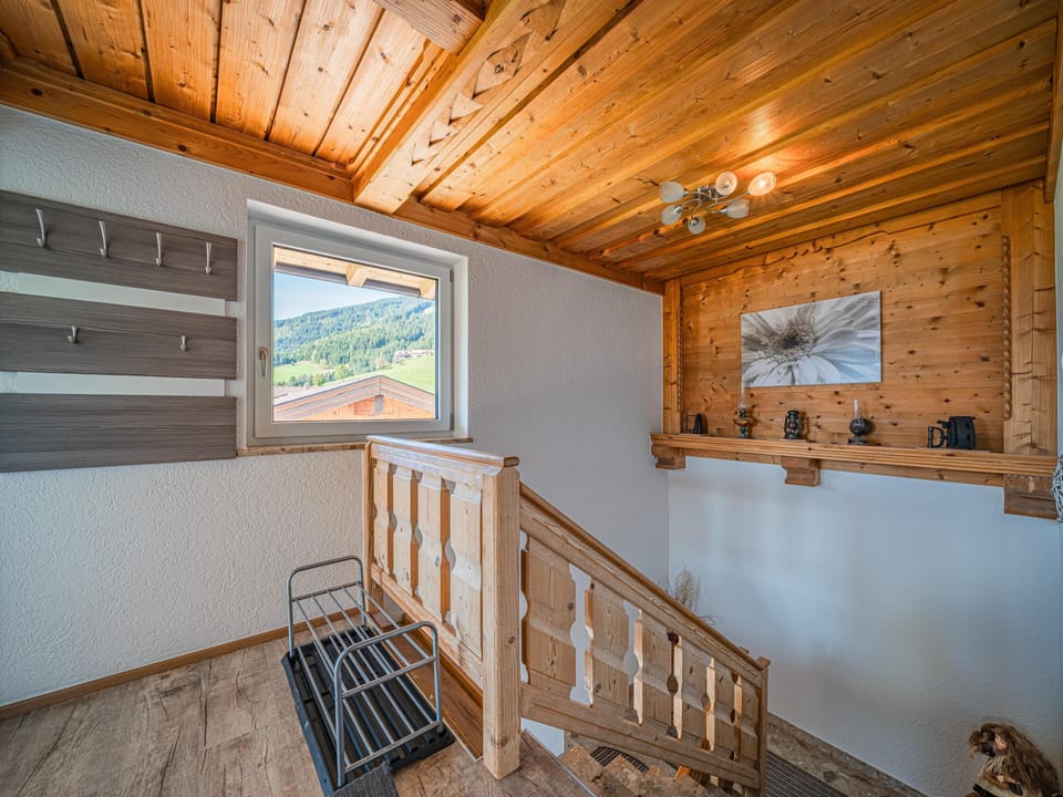 Entrance / Reception