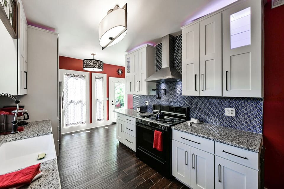 9 foot ceilings throughout house add to open concept ambiance. 