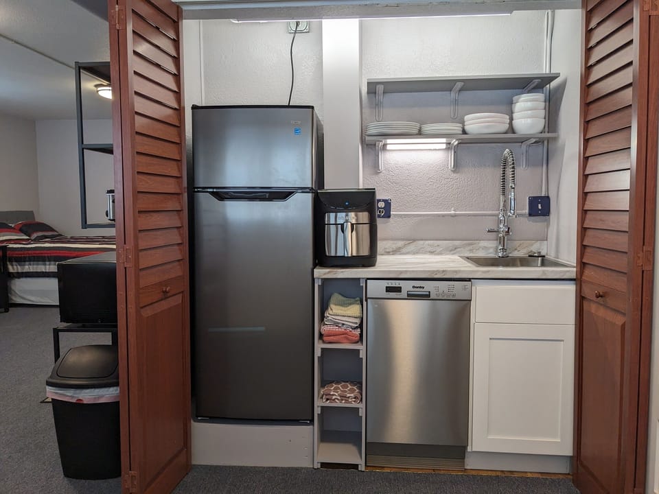 Kitchenette