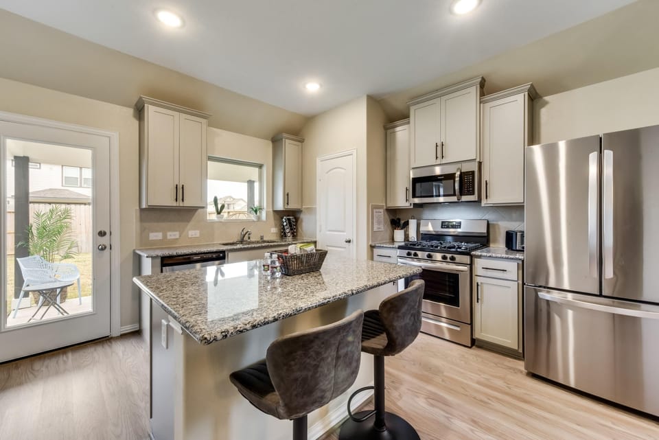 Well-equipped kitchen.  Cook a full Thanksgiving dinner with the fully stocked kitchen.  Kitchen includes dishwasher, toaster, blender, rice cooker and cooking and baking utensils,  and spices.