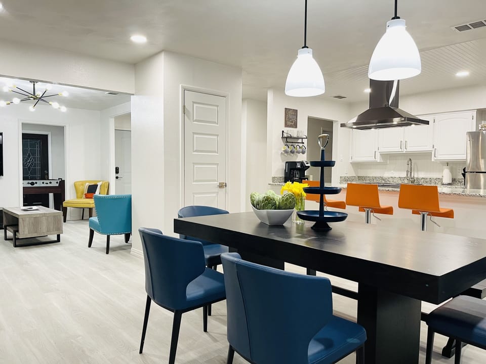 Dinning table