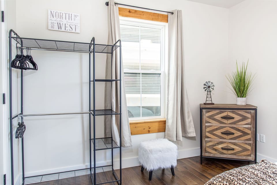 2nd Bedroom Wardrobe