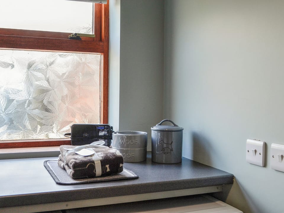 Dog friendly | Lime tree Cottage, Newtonairds