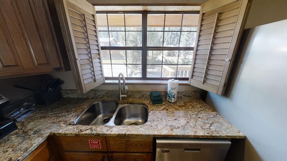 Lucky-River-Retreat-09212021_104852