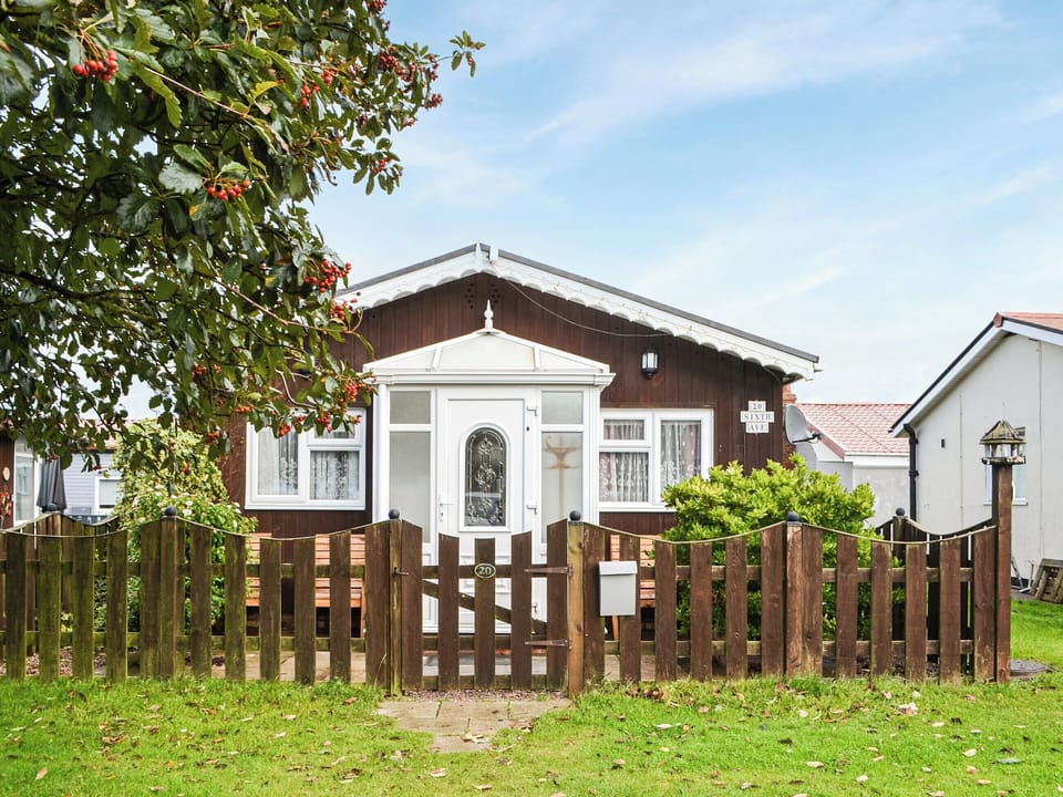 Exterior | Enjoy Your Stay Cottage, Bridlington