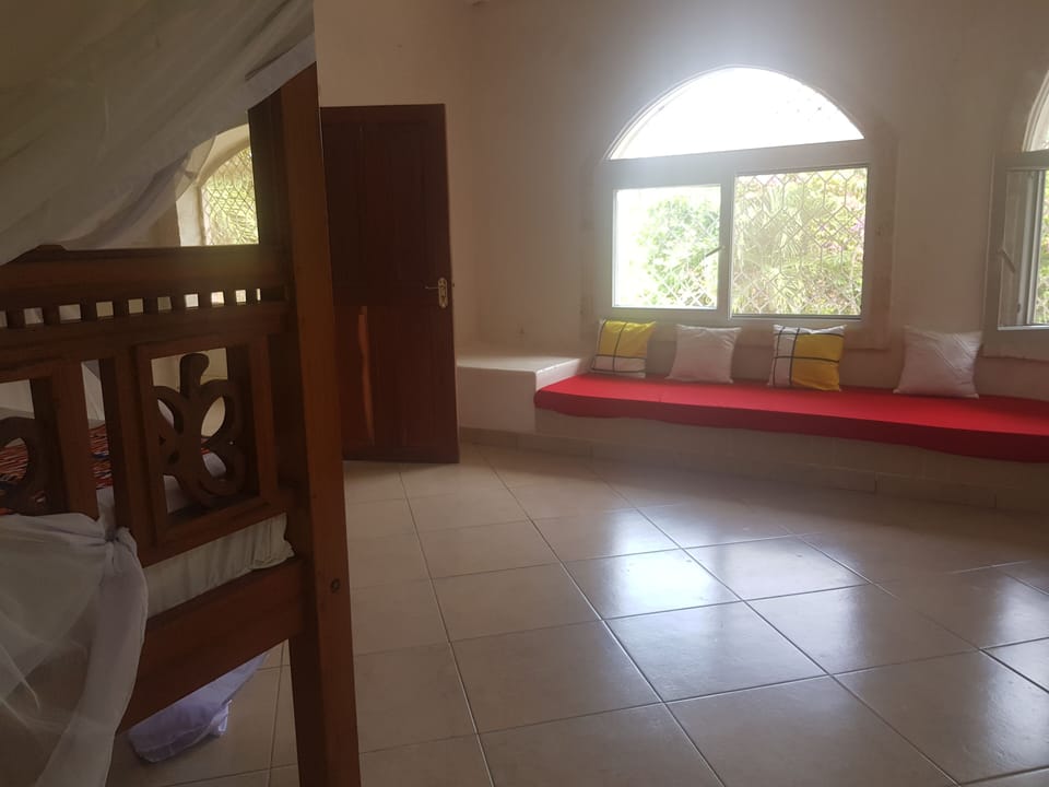 Bedroom 1 lounge area 