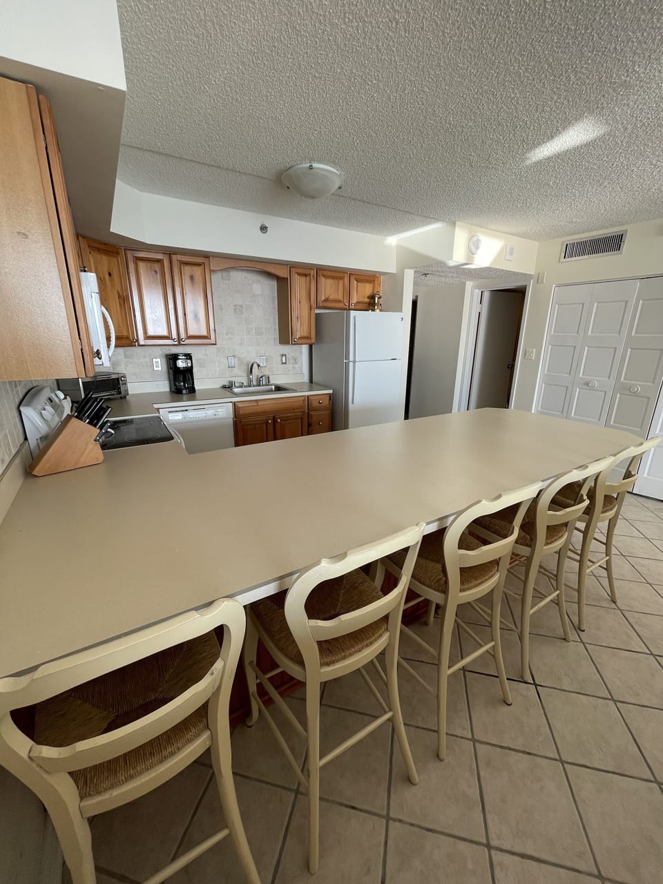 Kitchen counter