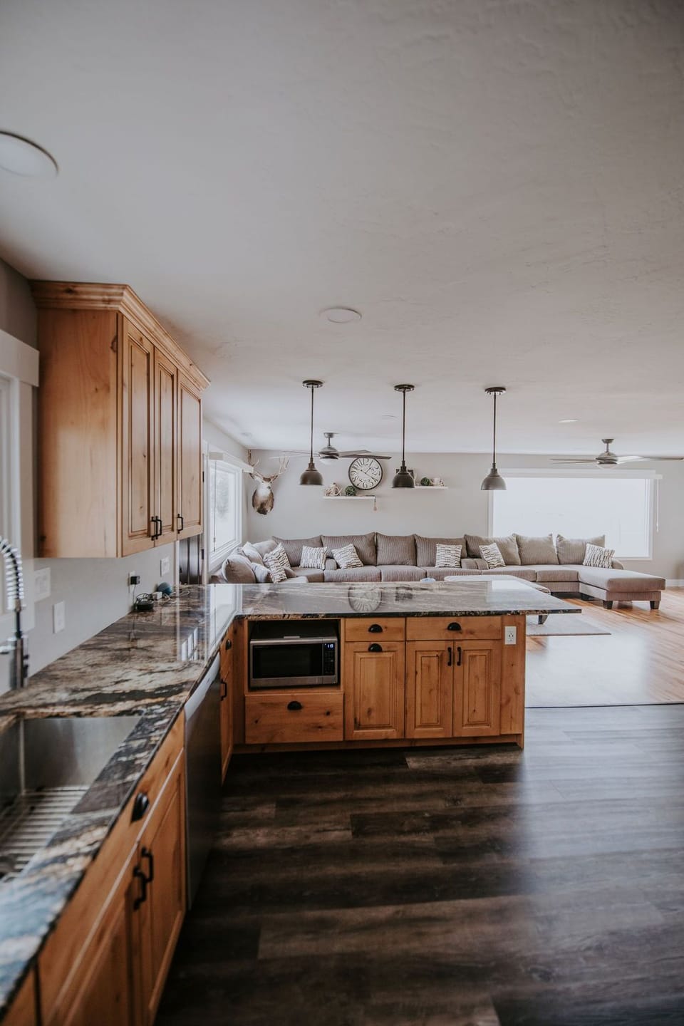 Kitchen bar, granite counter tops.