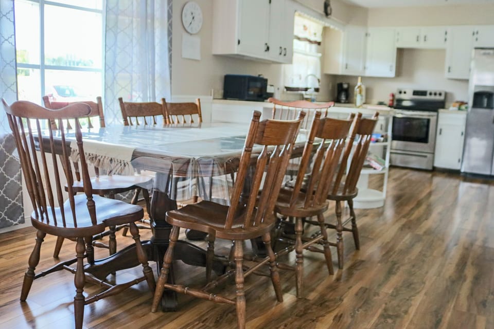 Seating for 8!