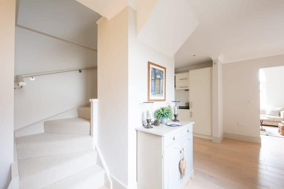 Up the stairs to more luxury