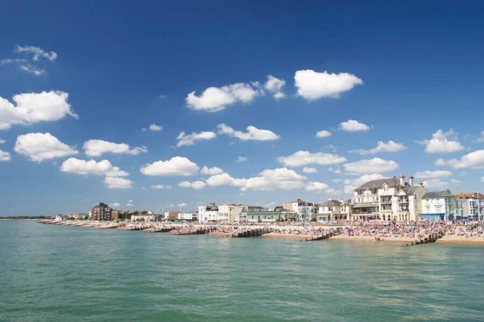 The stunning sandy beach at Bognor