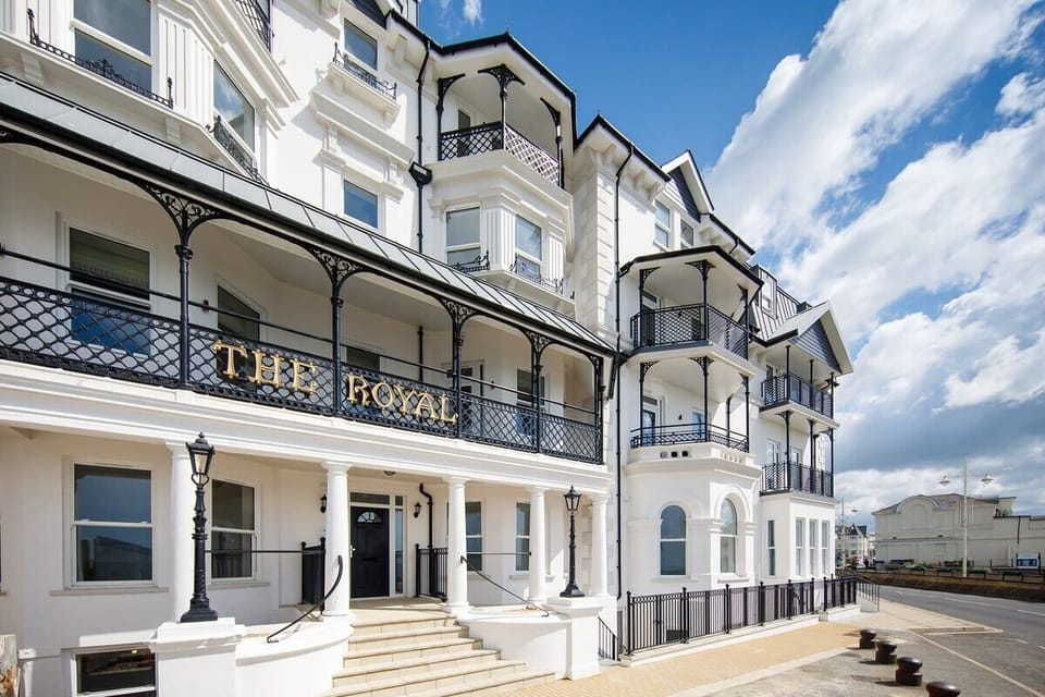 A view of the front of the listed building in which your apartment is located.