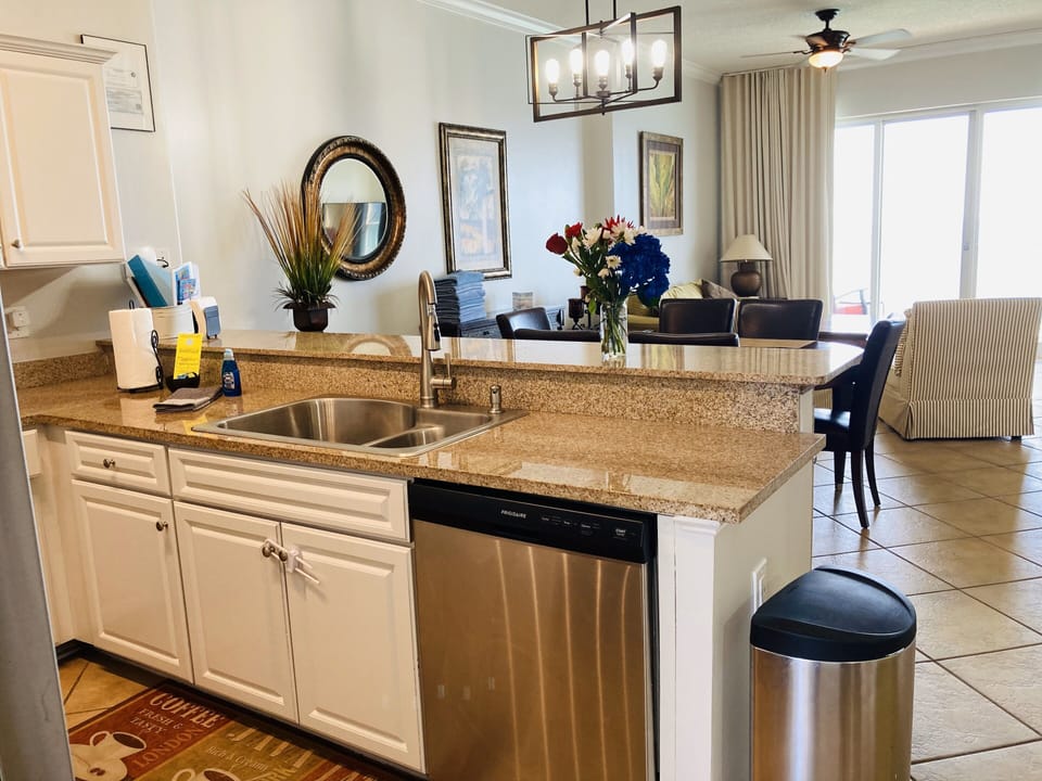 Plenty of counter space in the kitchen
