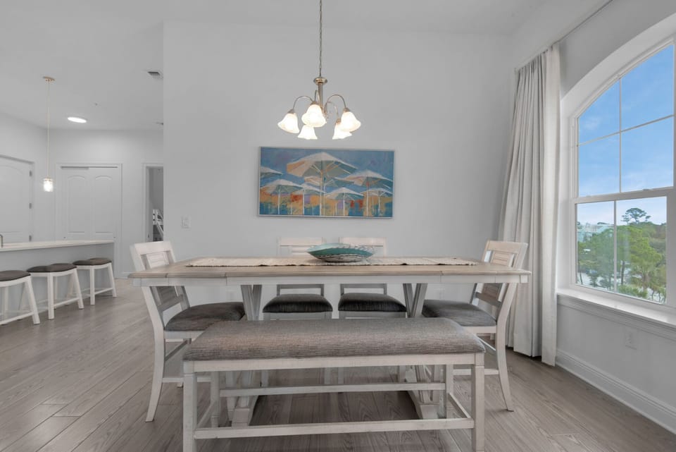 Beautiful dining table perfect for family meals
