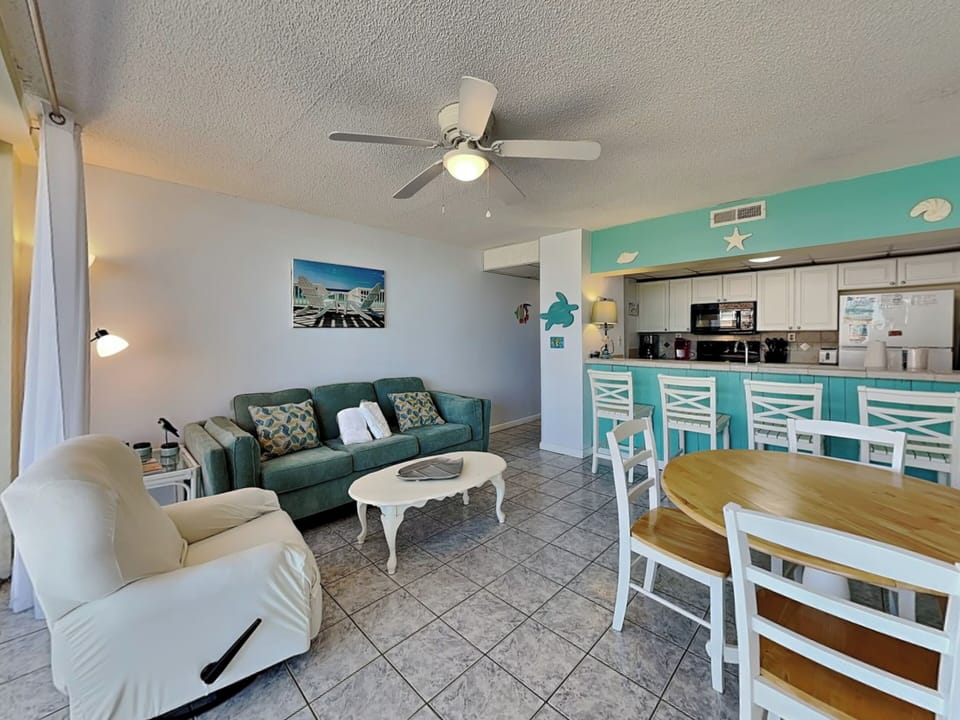 Spacious and Welcoming Layout