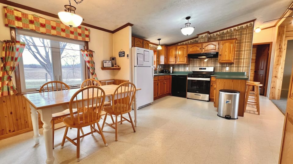 Spacious kitchen. 