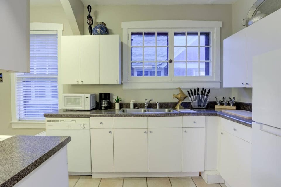 Cook, bake, and enjoy in a kitchen with all the essentials at your fingertips.