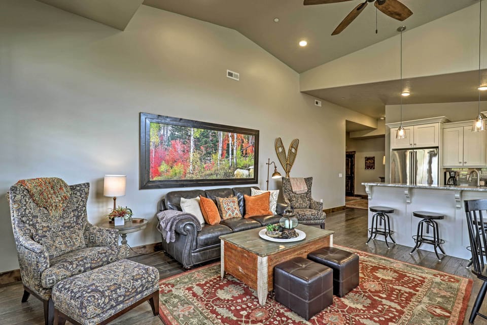 Living Room | Free WiFi