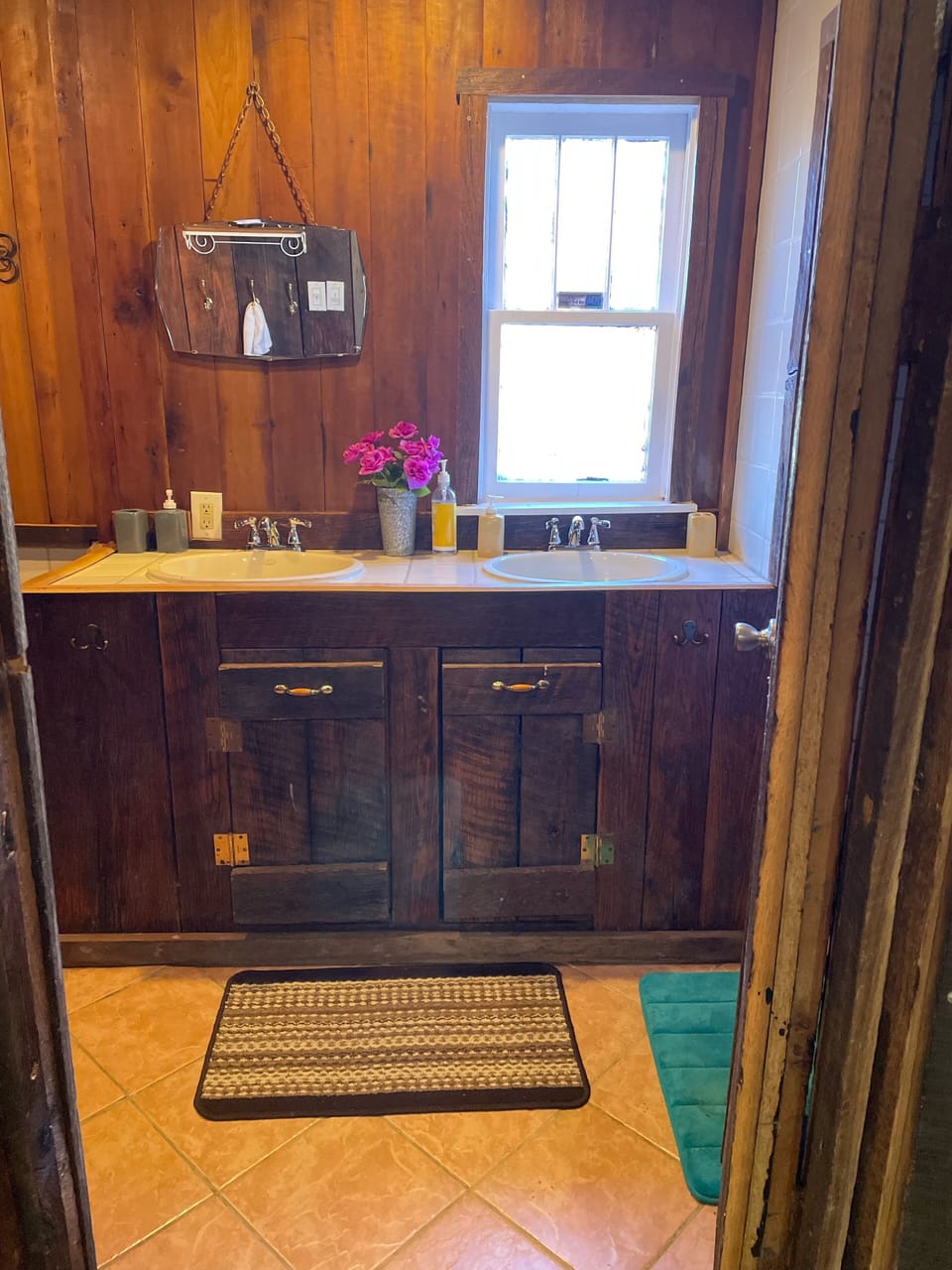 Bath Room 