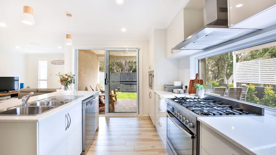 Fantastic chef's kitchen for preparing gourmet meals