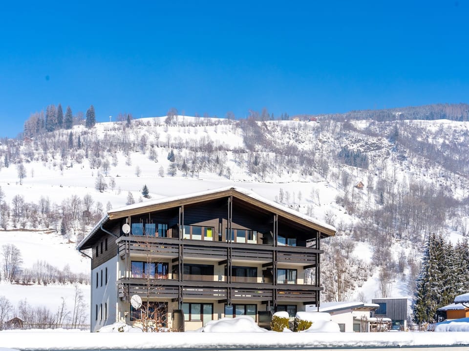 Holiday Home Exterior [winter]