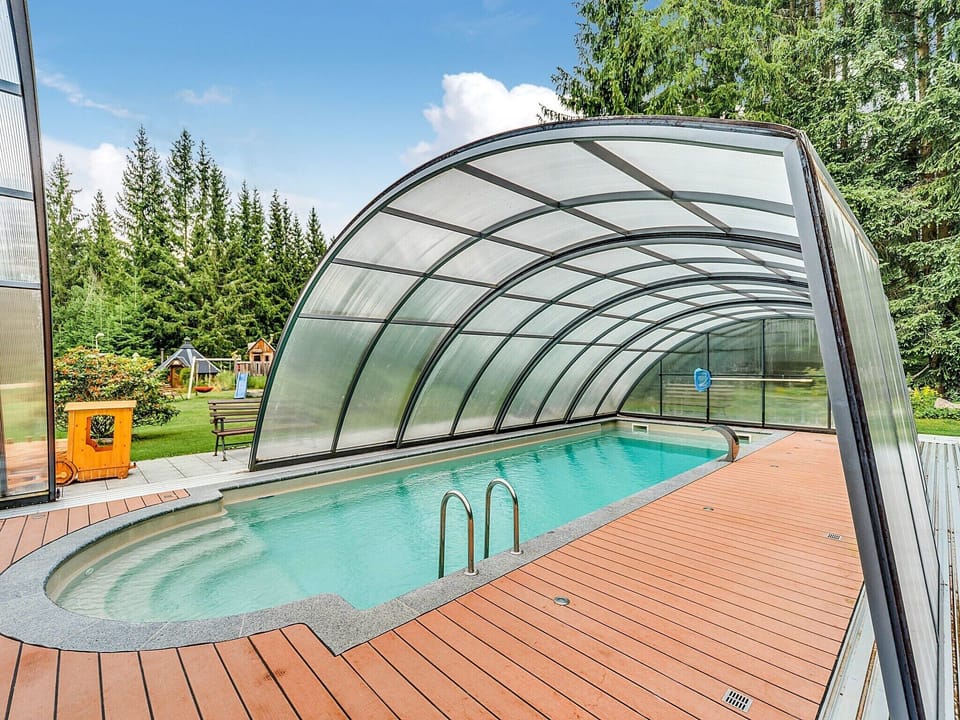 Holiday Home Swimming Pool
