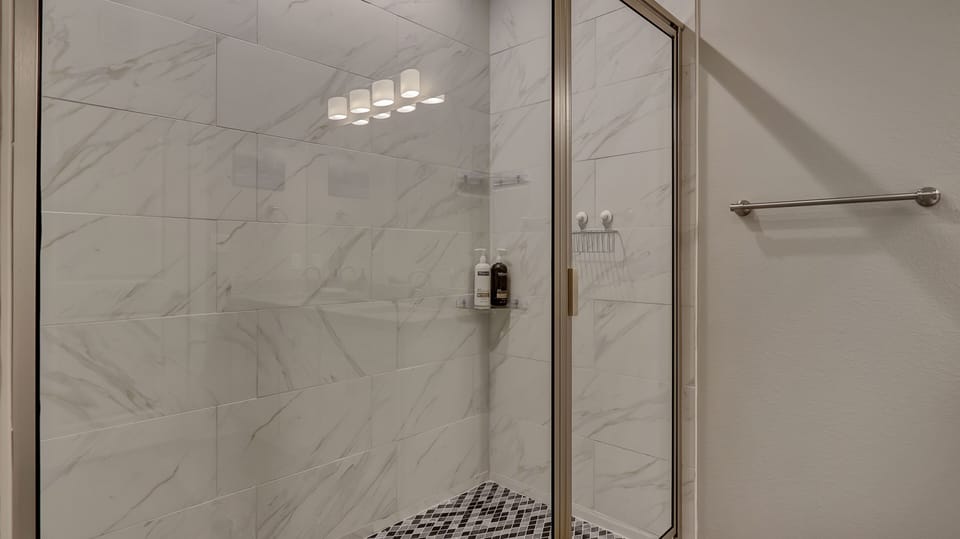 Ensuite shower