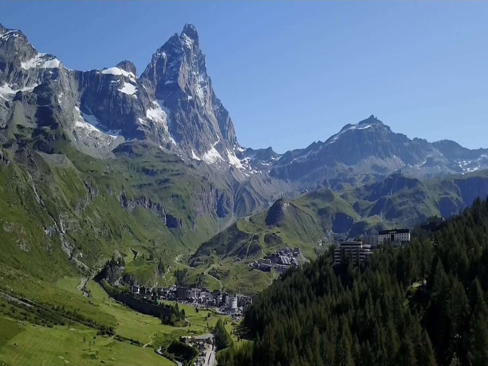 Surroundings [summer] (1-5 km)