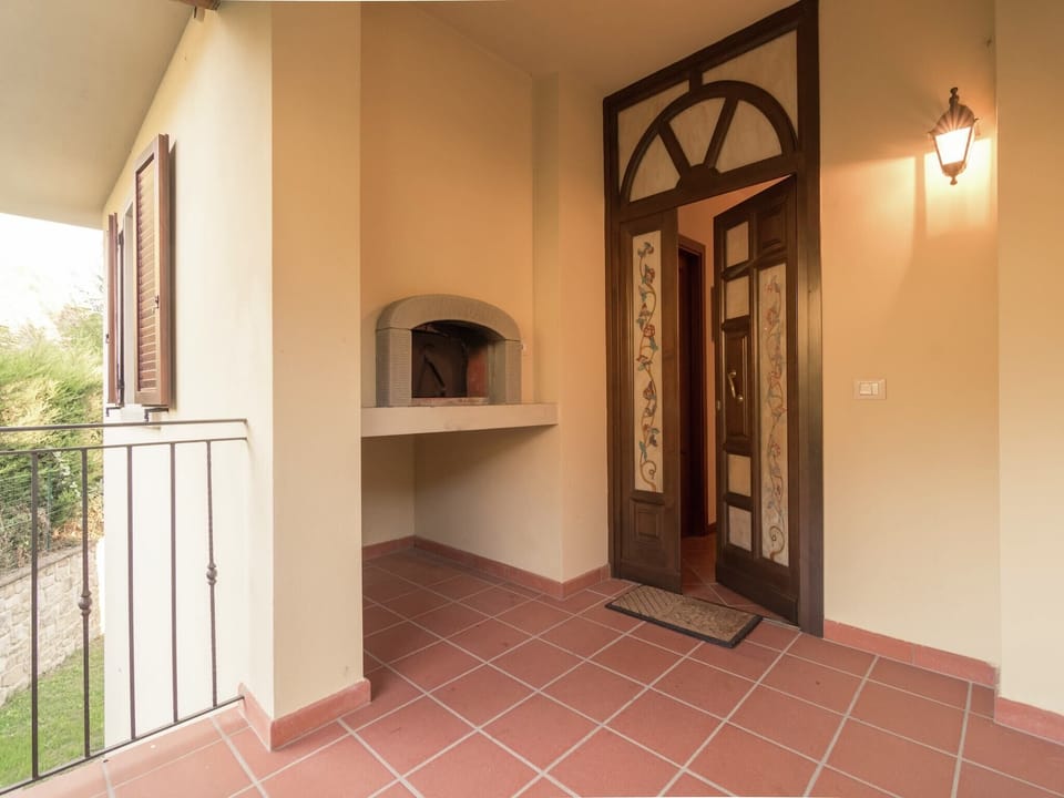 Entrance / Reception