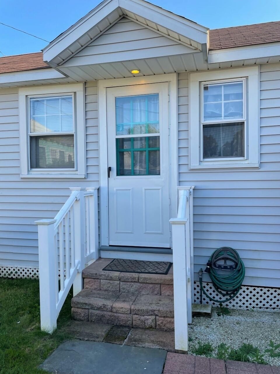 Private entance with parking right outside your door